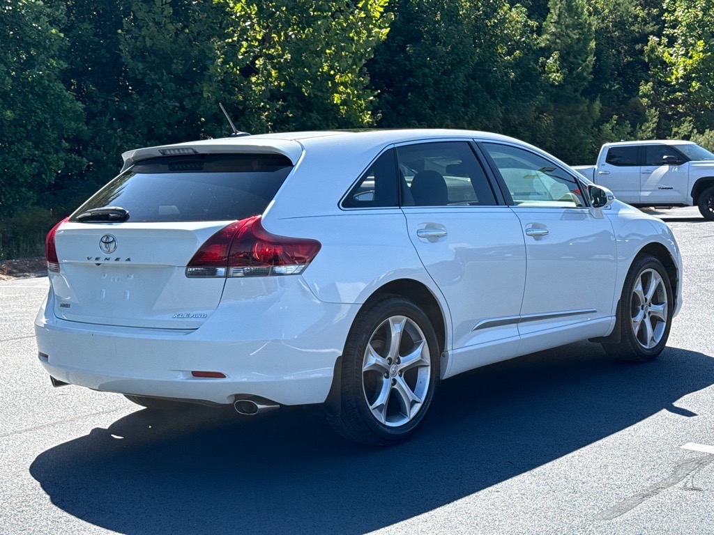 ToyotaVenza5