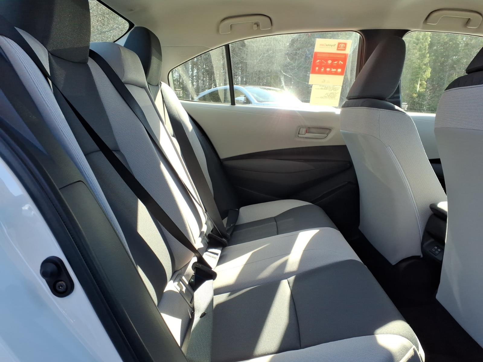 ToyotaCorolla Hybrid6