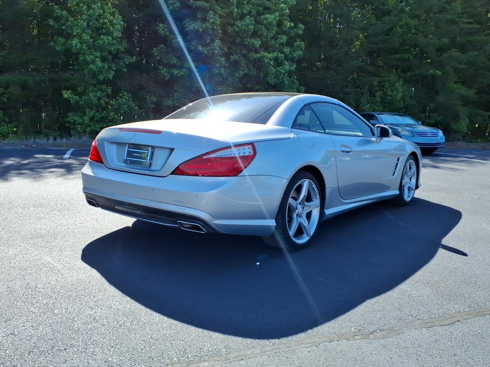 Mercedes-BenzSL-Class6