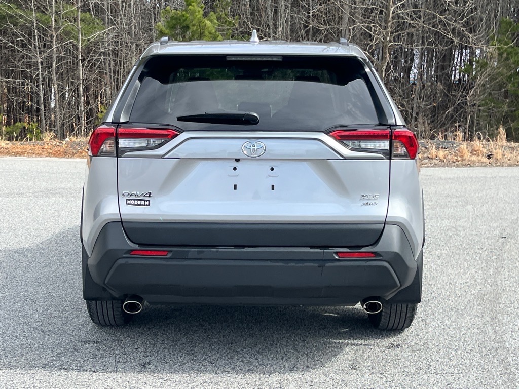 ToyotaRAV46