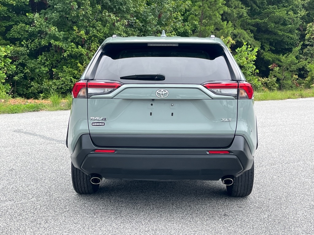 ToyotaRAV46