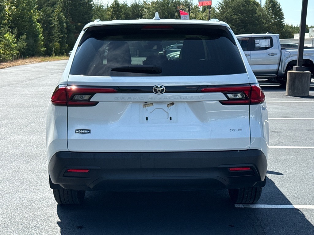 ToyotaGrand Highlander6