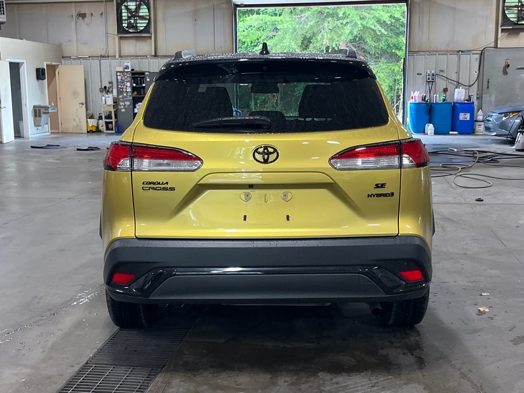 ToyotaCorolla Cross Hybrid6