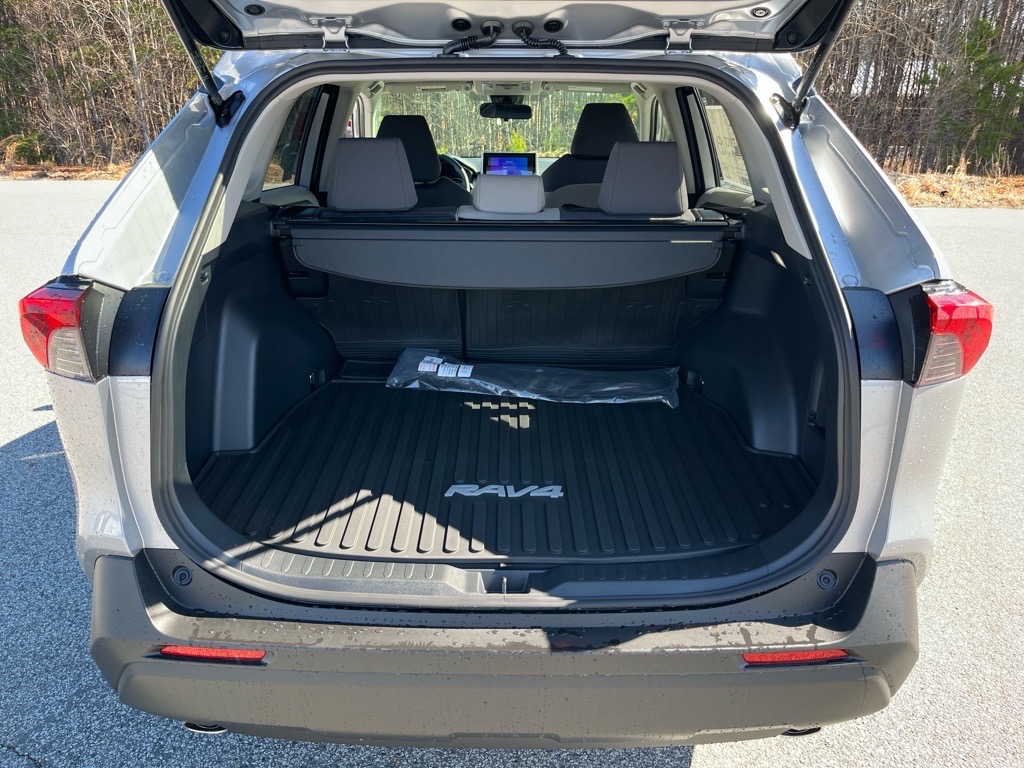 ToyotaRAV4 Hybrid6