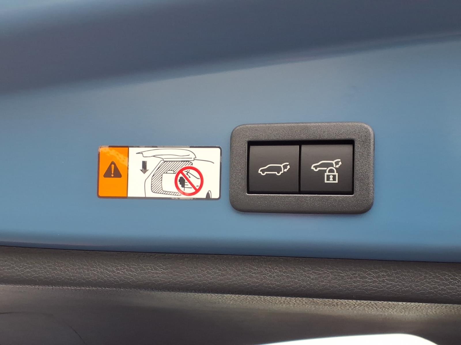 ToyotaCorolla Cross Hybrid7
