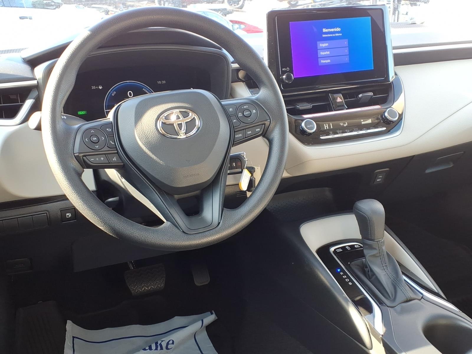 ToyotaCorolla Hybrid7