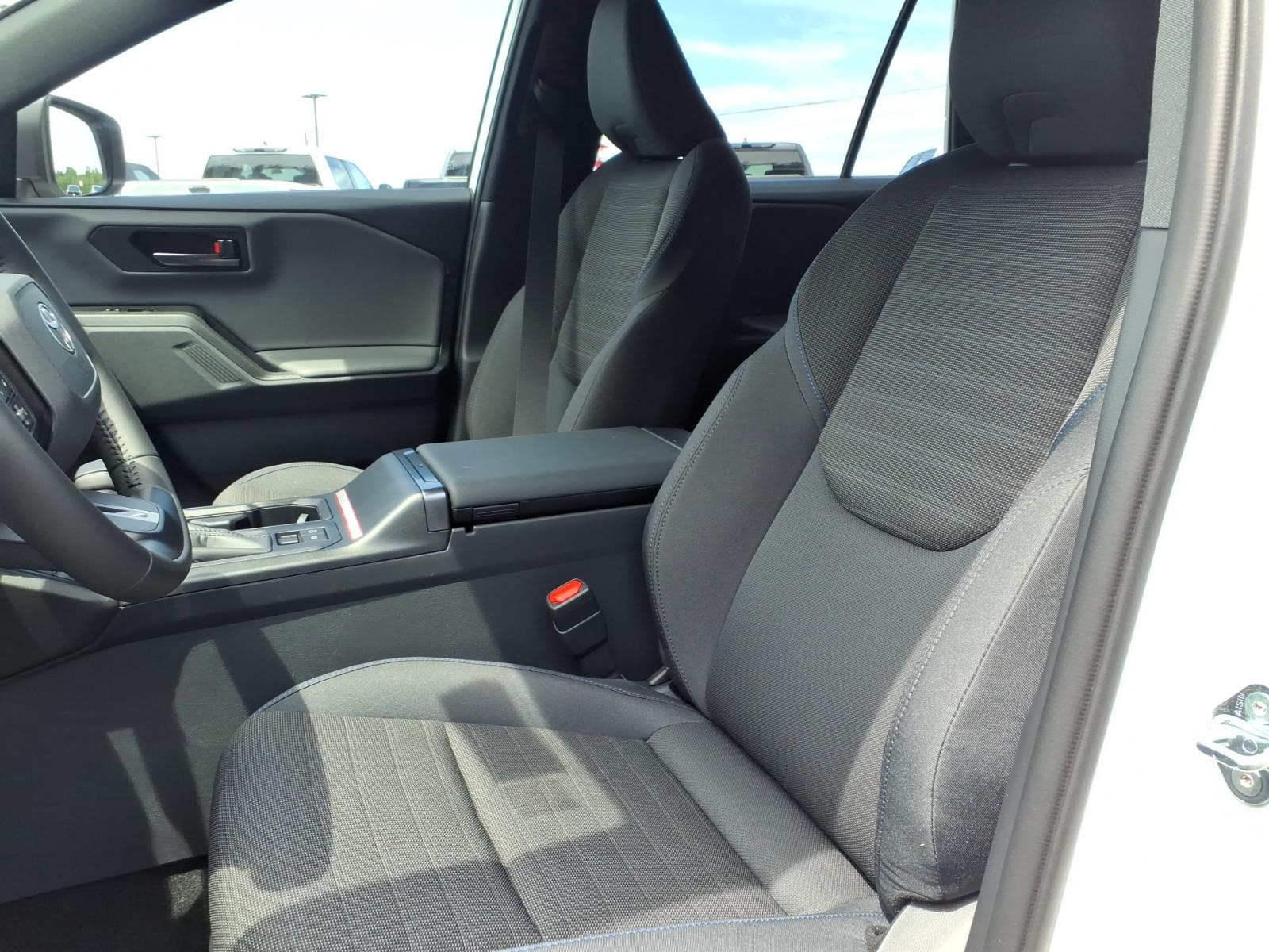 ToyotaRAV4 Plug-in Hybrid7