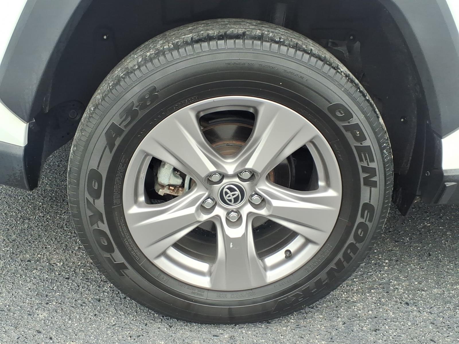 ToyotaRAV4 Hybrid7