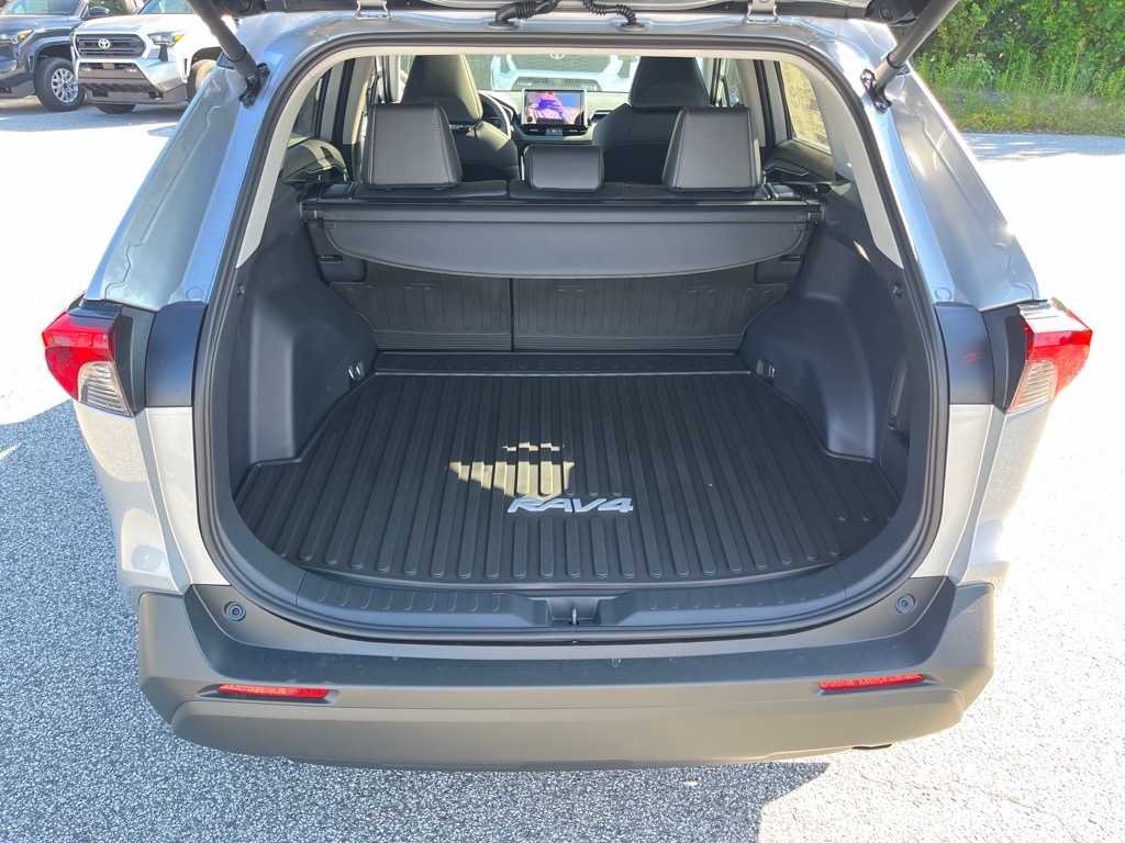 ToyotaRAV4 Hybrid7
