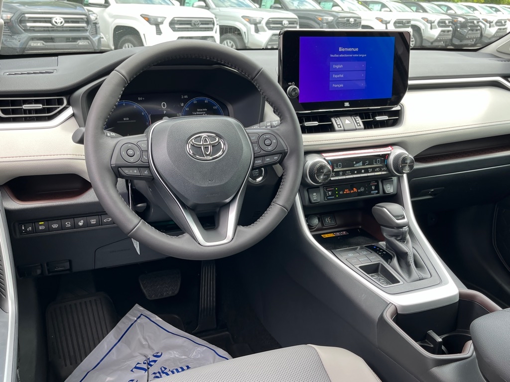 ToyotaRAV47