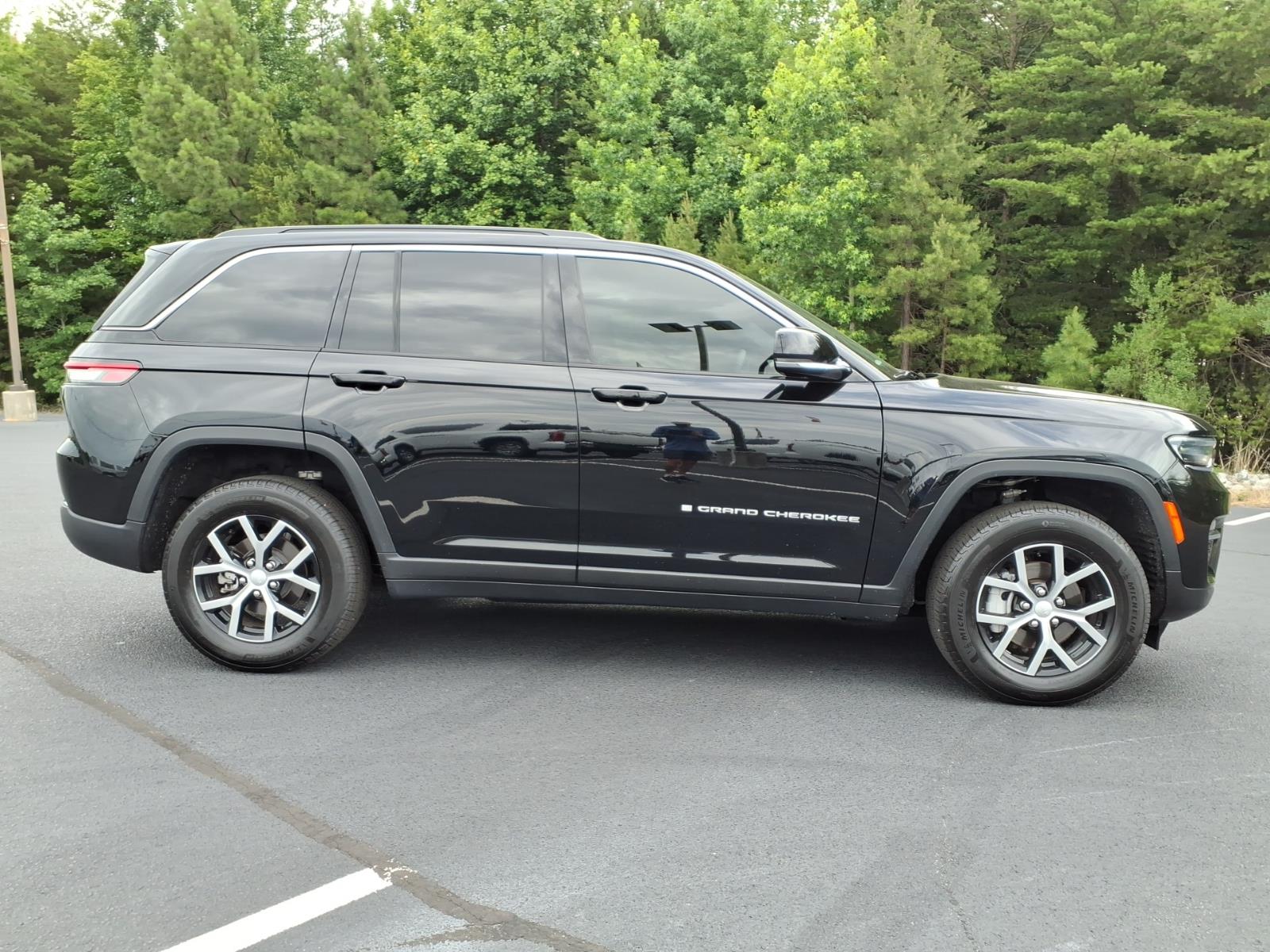 JeepGrand Cherokee8