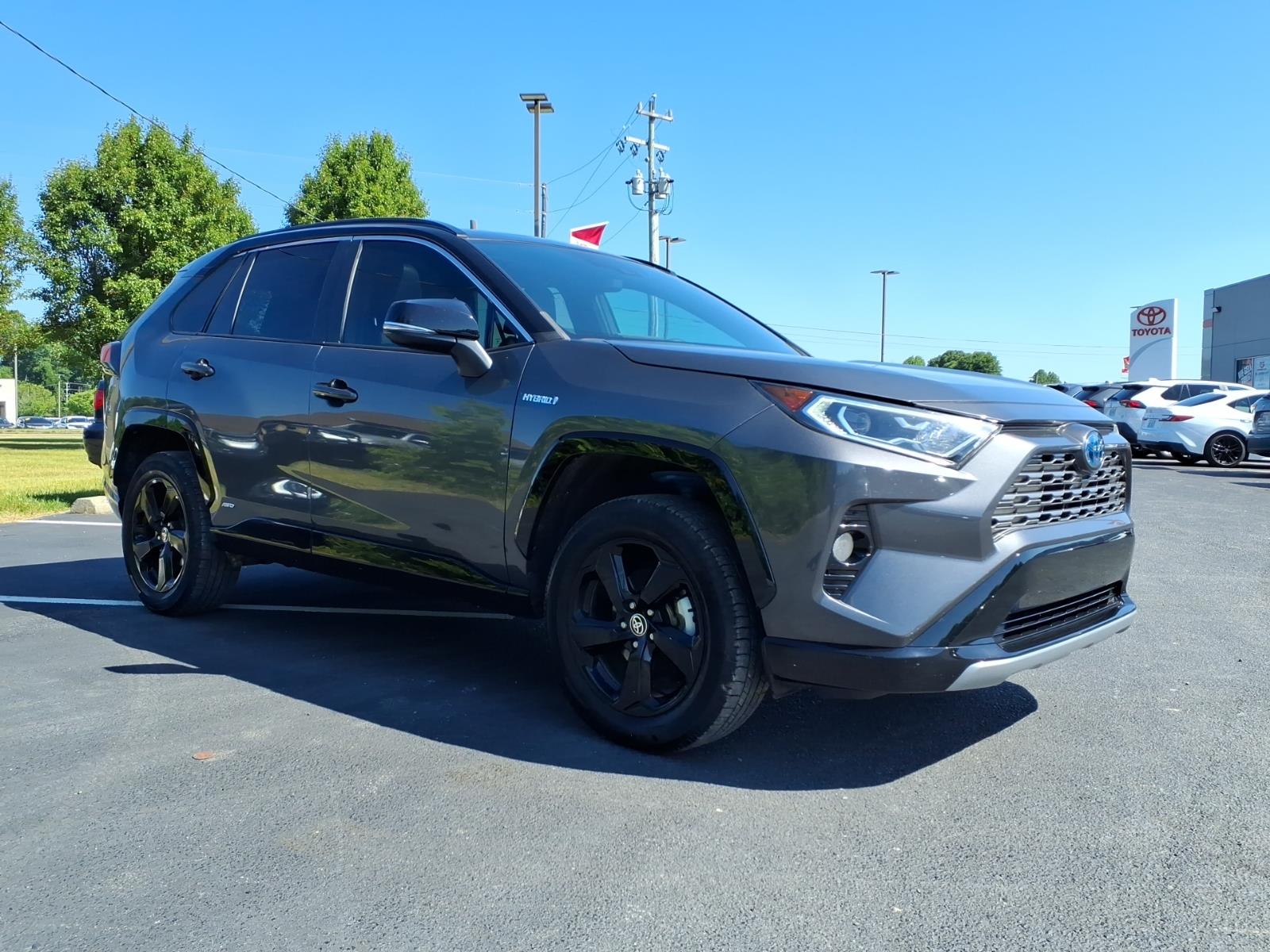 ToyotaRAV4 Hybrid8