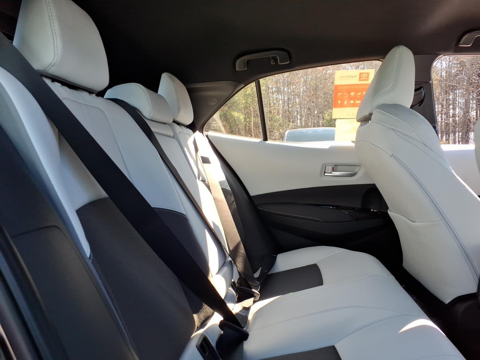 ToyotaCorolla Hatchback8