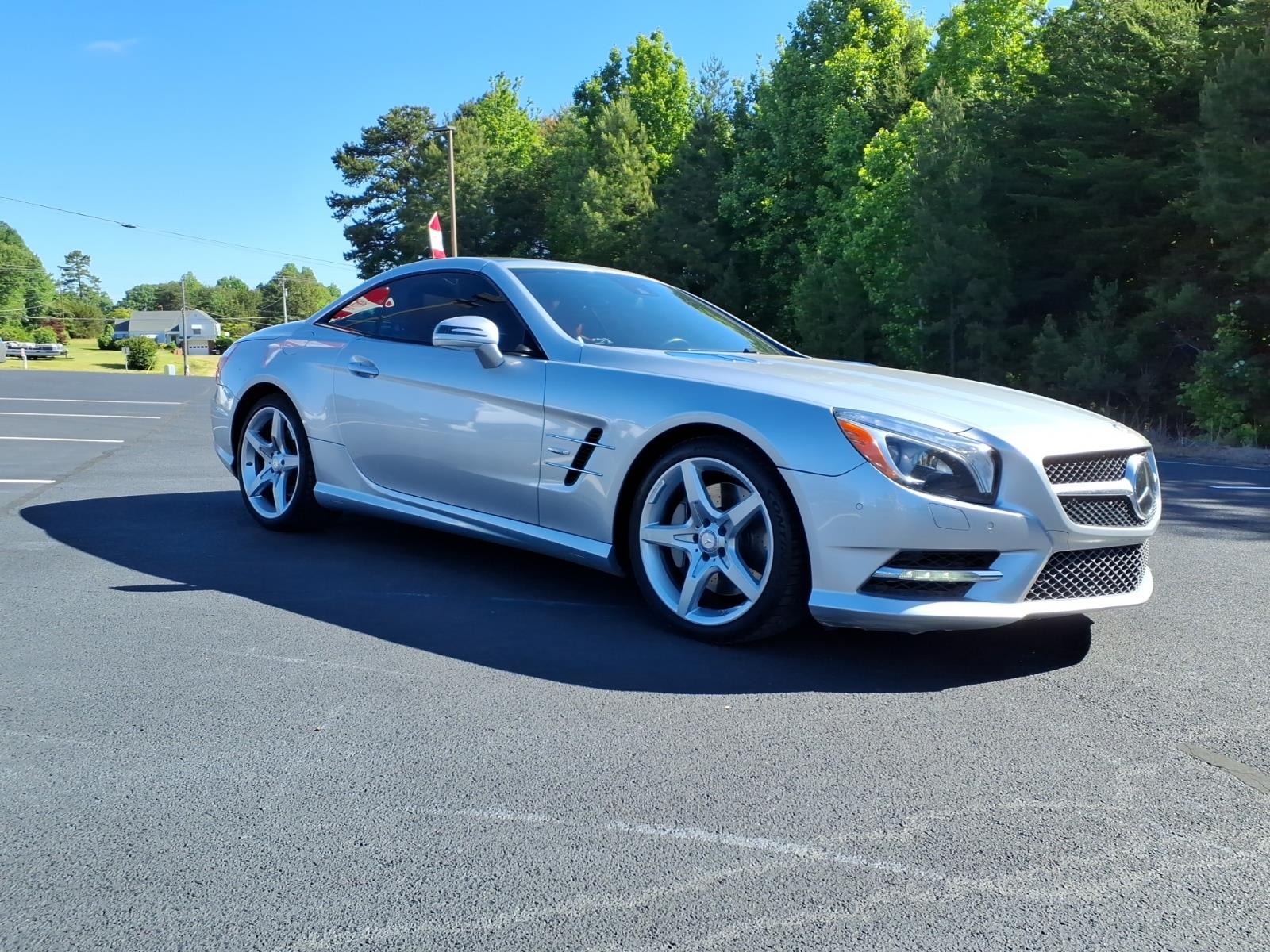 Mercedes-BenzSL-Class8