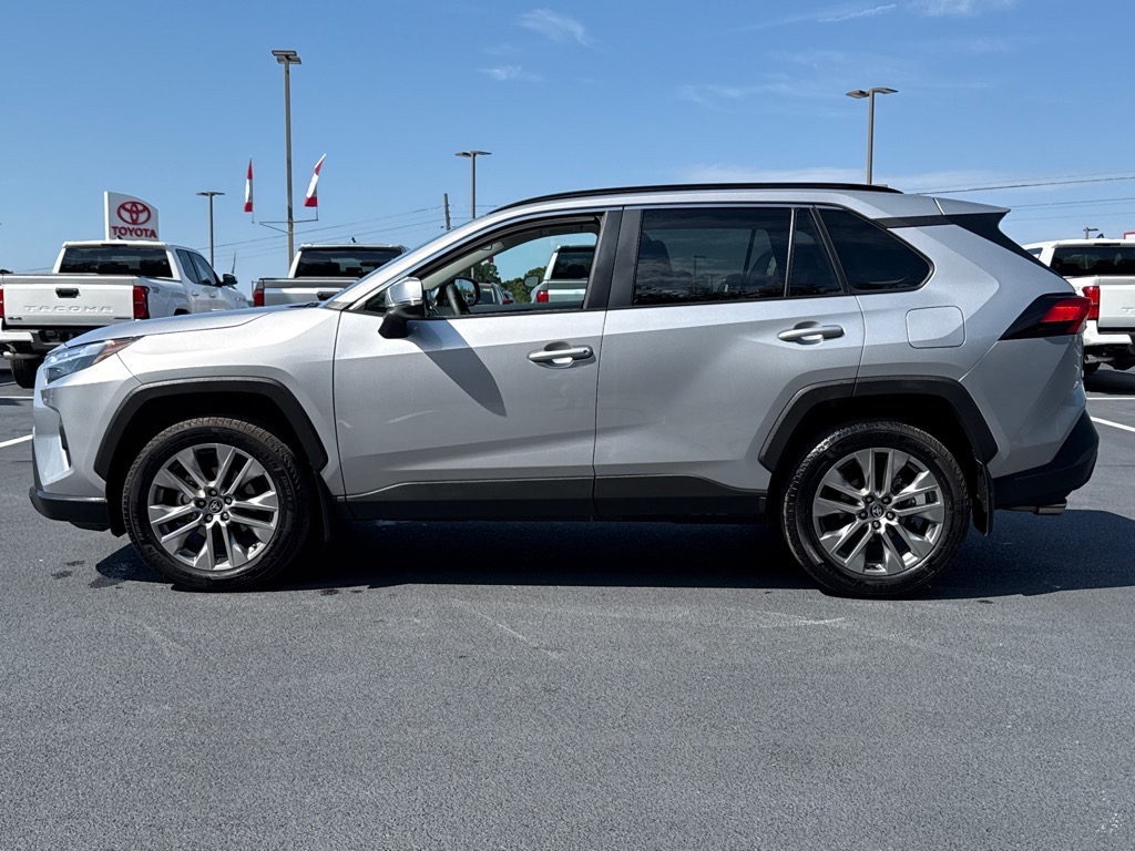 ToyotaRAV48