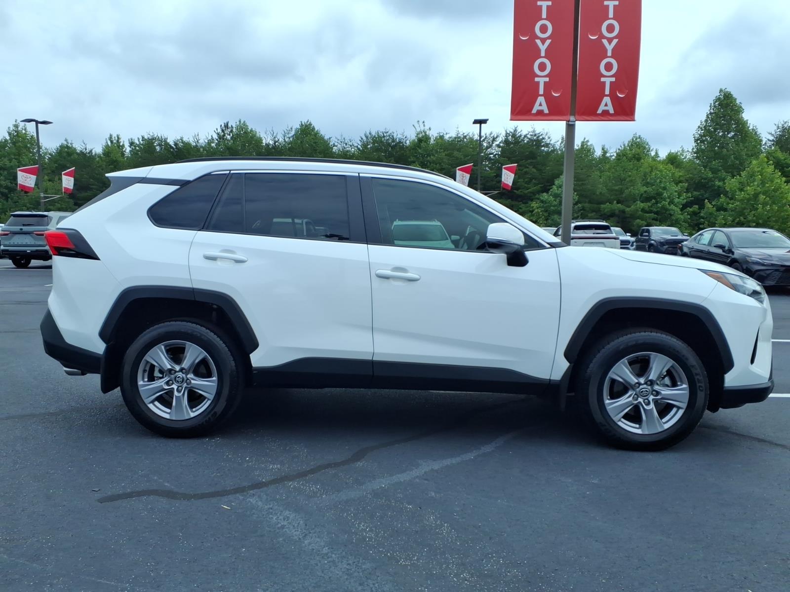 ToyotaRAV49