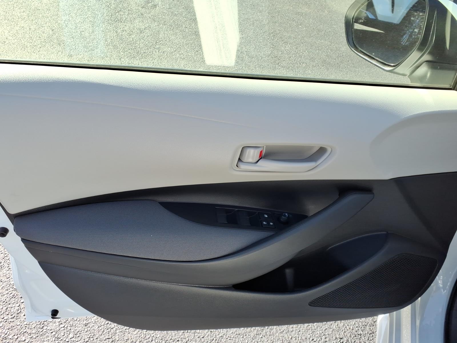 ToyotaCorolla Hybrid9