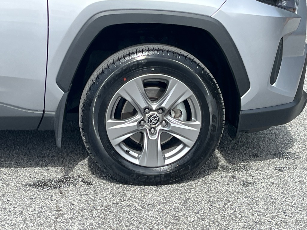 ToyotaRAV49