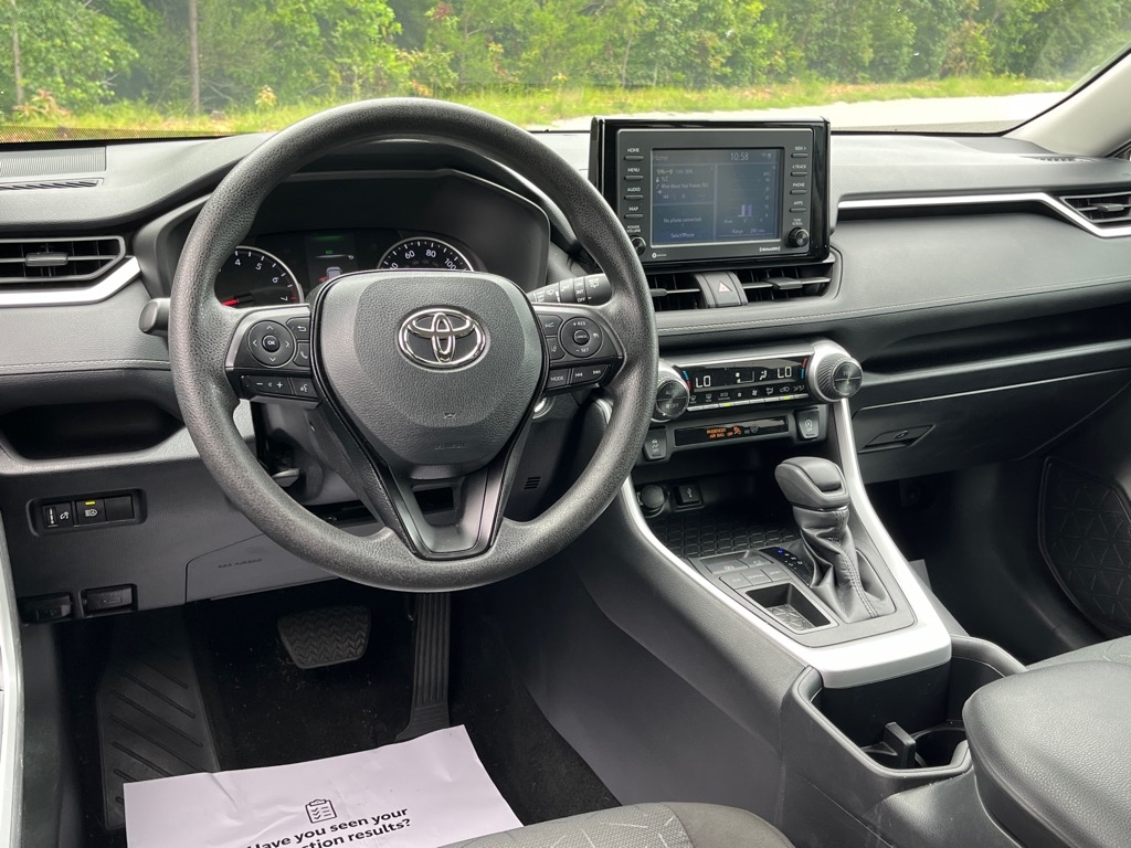 ToyotaRAV49