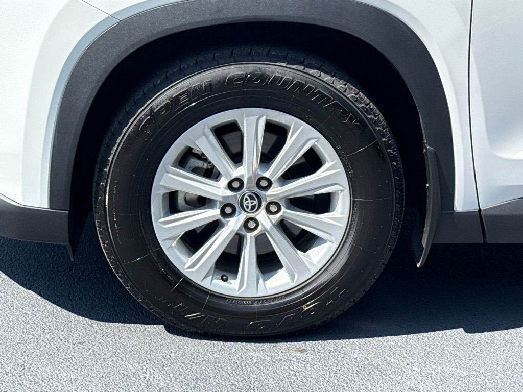 ToyotaGrand Highlander9