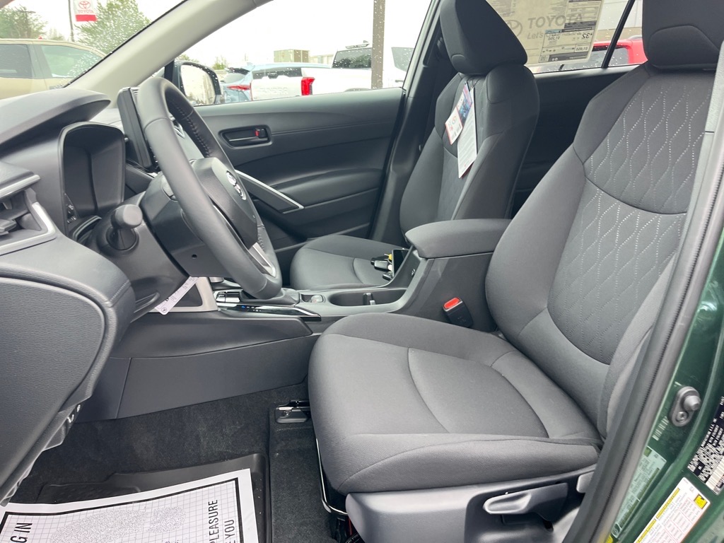 ToyotaCorolla Cross9