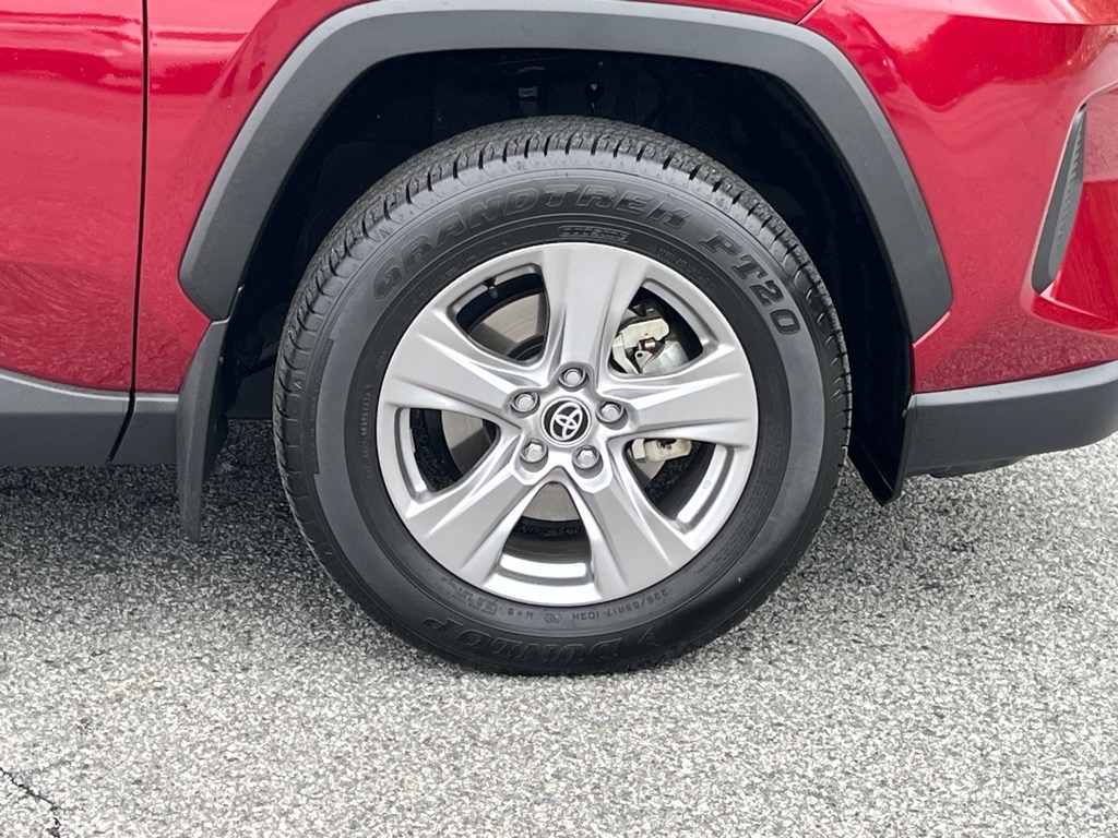 ToyotaRAV4 Hybrid9