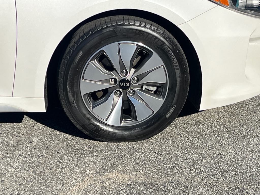 KiaOptima Hybrid9