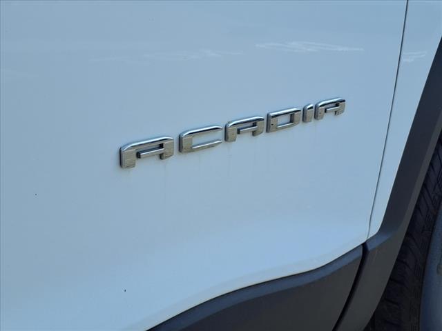 2023 GMC Acadia SLT