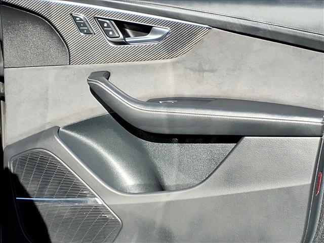 2024 Audi RS Q8 4.0T quattro