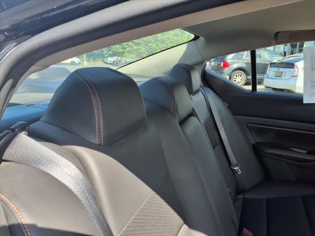 2022 Nissan Altima 2.0 SR