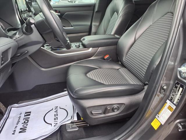 2022 Toyota Highlander XSE