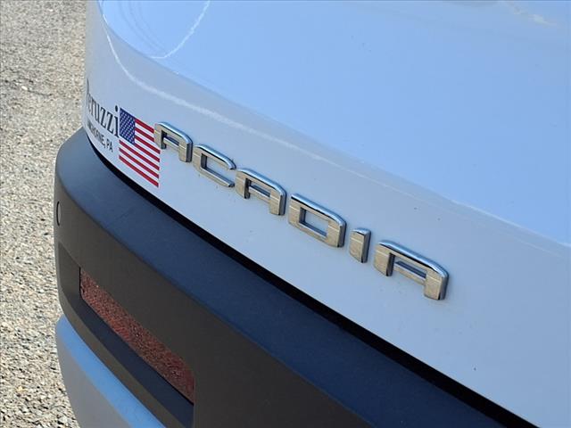 2023 GMC Acadia SLT