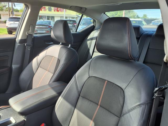 2022 Nissan Altima 2.0 SR