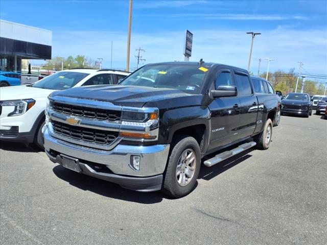 2017 Chevrolet Silverado 1500 4WD CREW CAB 153.0  LT W/