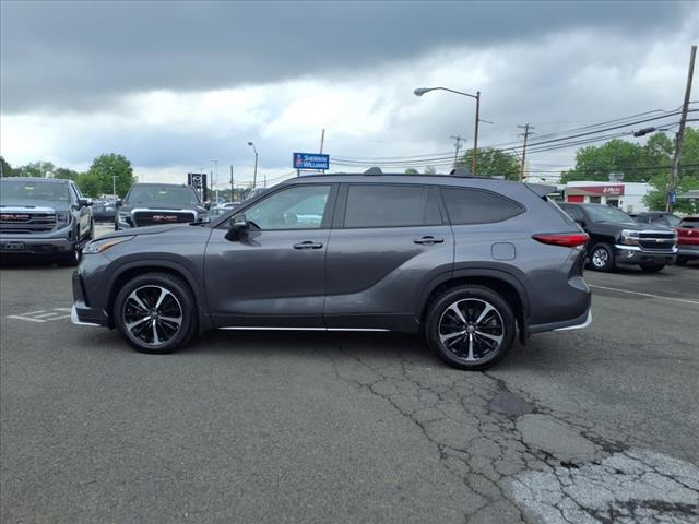 2022 Toyota Highlander XSE