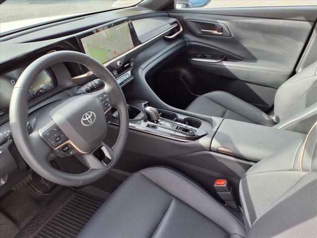 2025 Toyota Crown Signia XLE