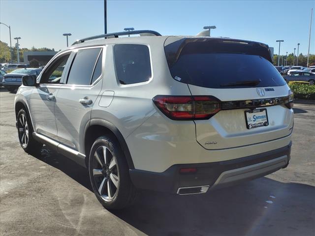 2025 Honda Pilot Touring