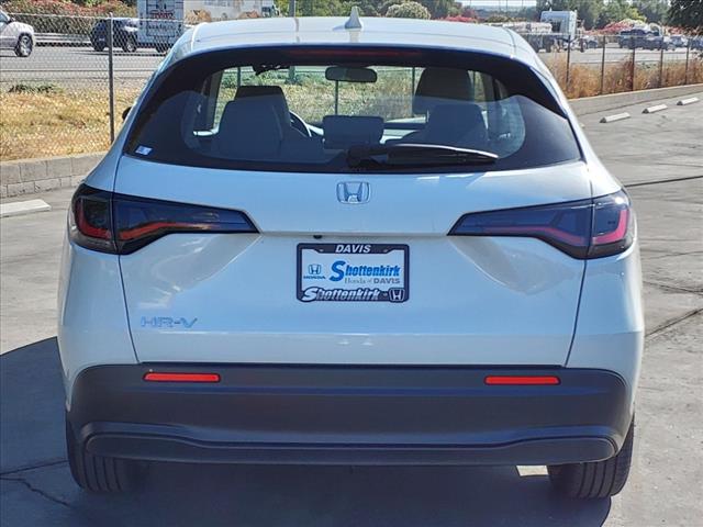 2025 Honda HR-V LX