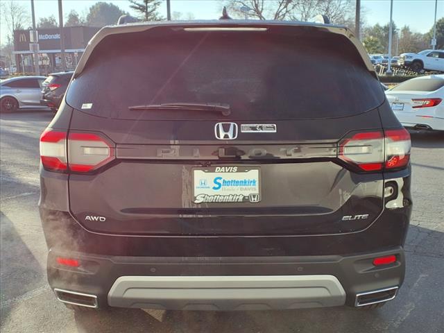2025 Honda Pilot Elite