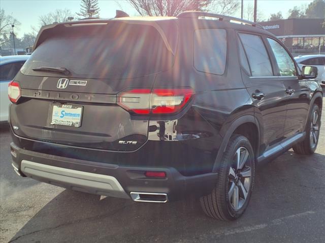 2025 Honda Pilot Elite