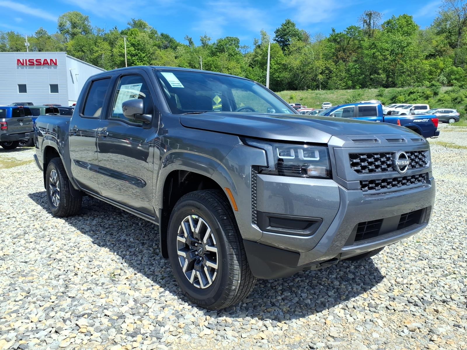 2026 Nissan Frontier SV Crew Cab 4X4 SWB's photo
