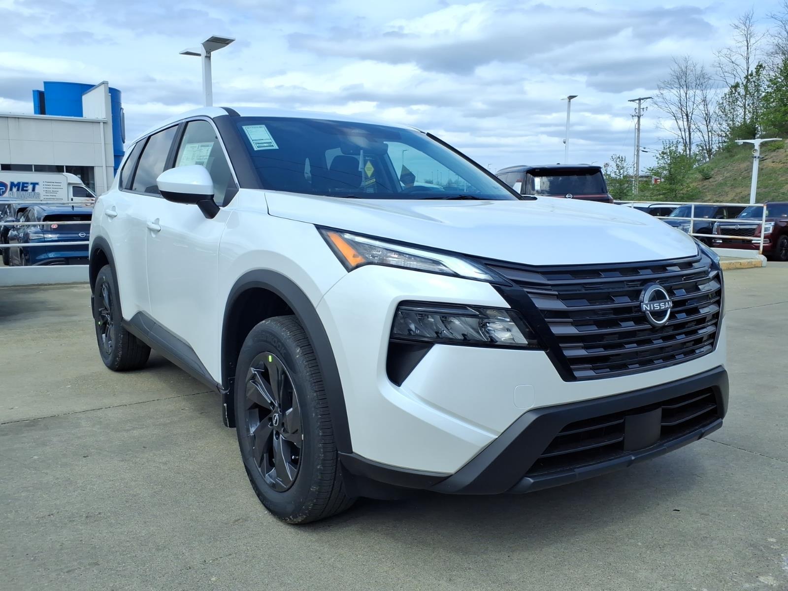 2026 Nissan Rogue SV AWD's photo