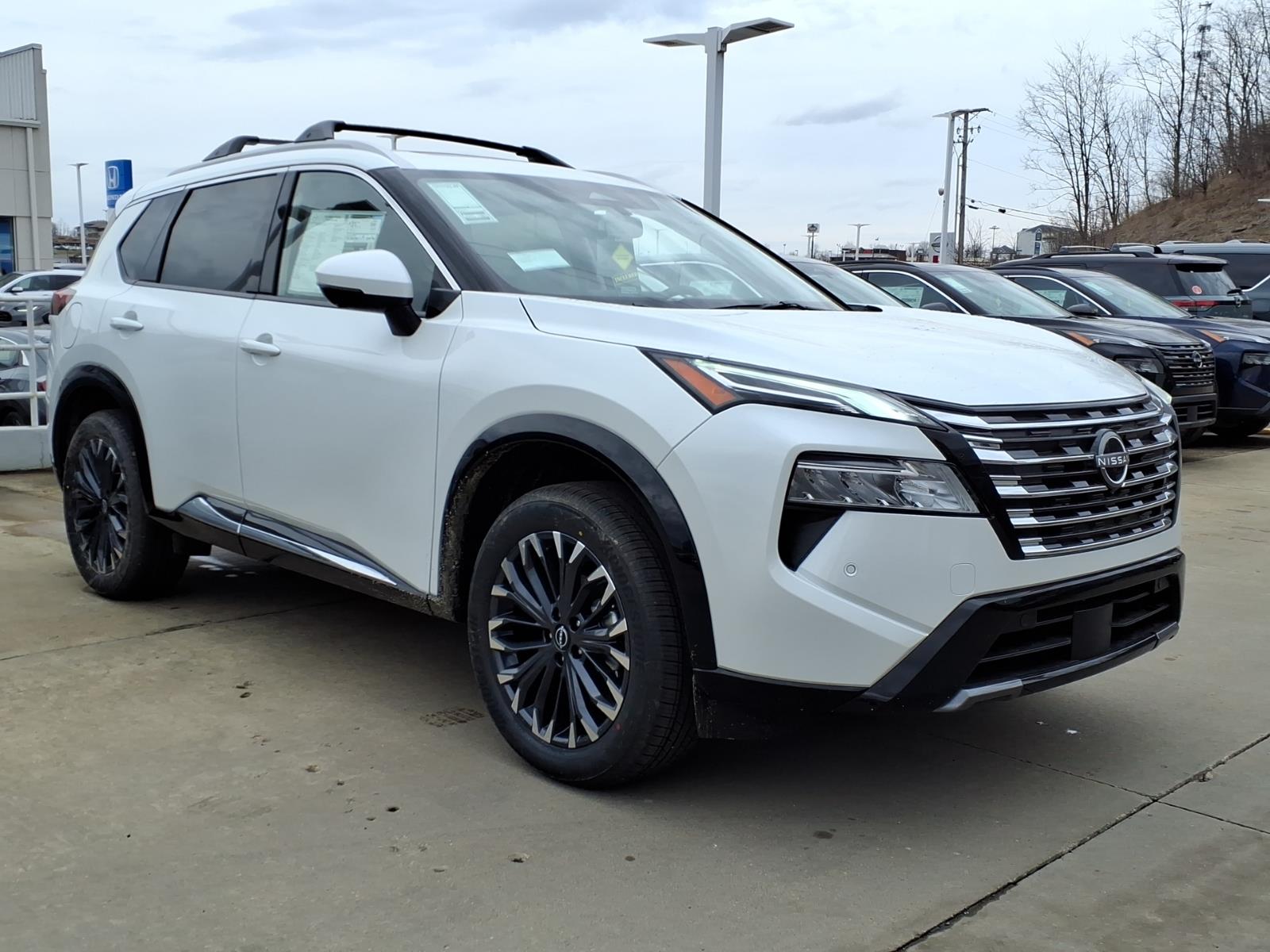 2026 Nissan Rogue Platinum AWD's photo