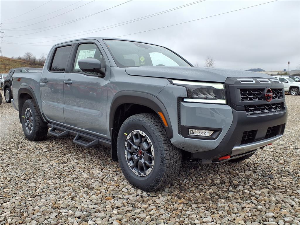 2026 Nissan Frontier PRO-4X's photo