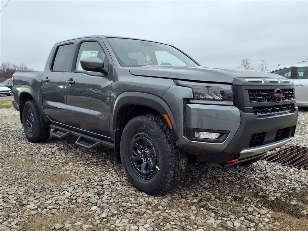 2026 Nissan Frontier PRO-4X's photo
