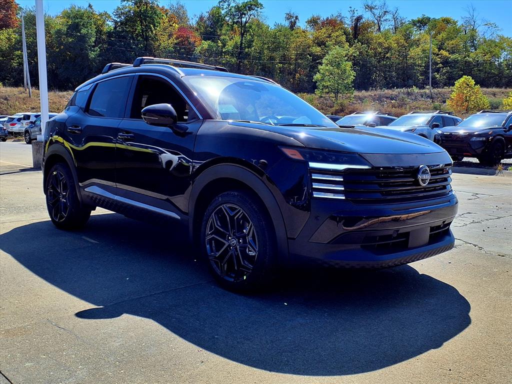 2026 Nissan KICKS SR AWD's photo