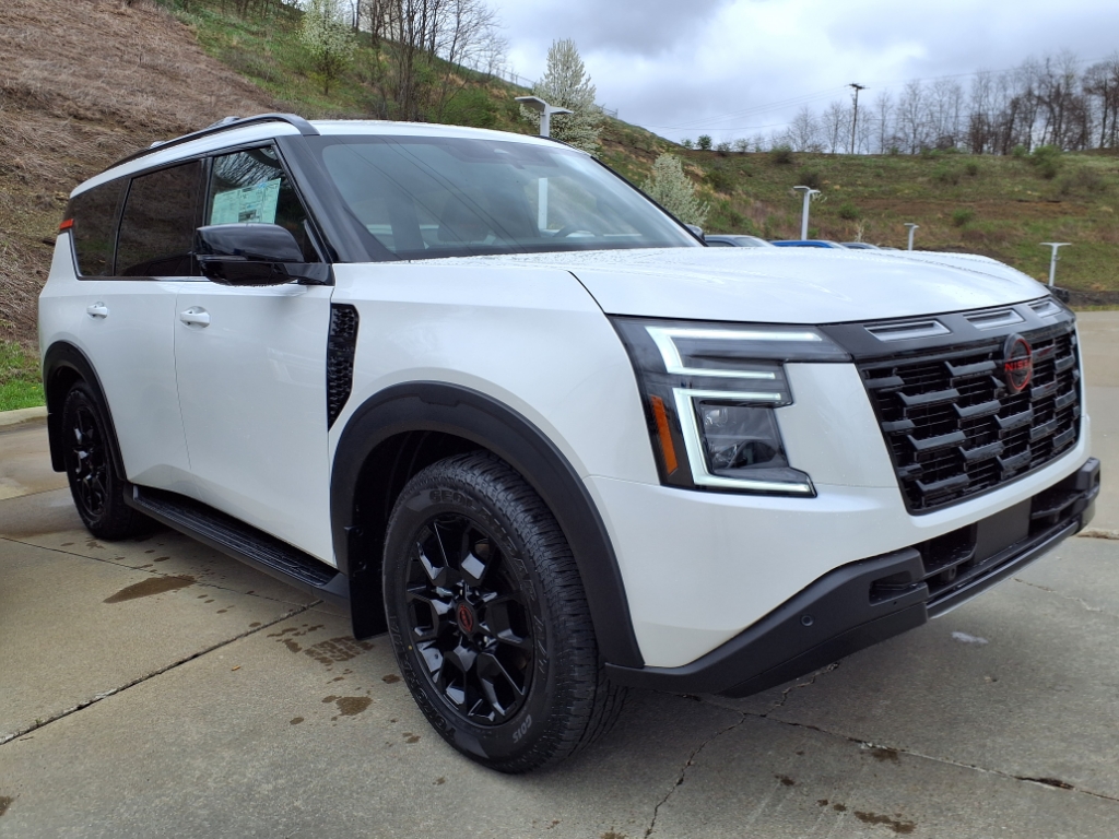 2025 Nissan Armada PRO-4X's photo