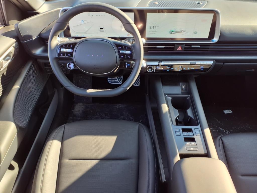 Image of 2025 Hyundai IONIQ 6