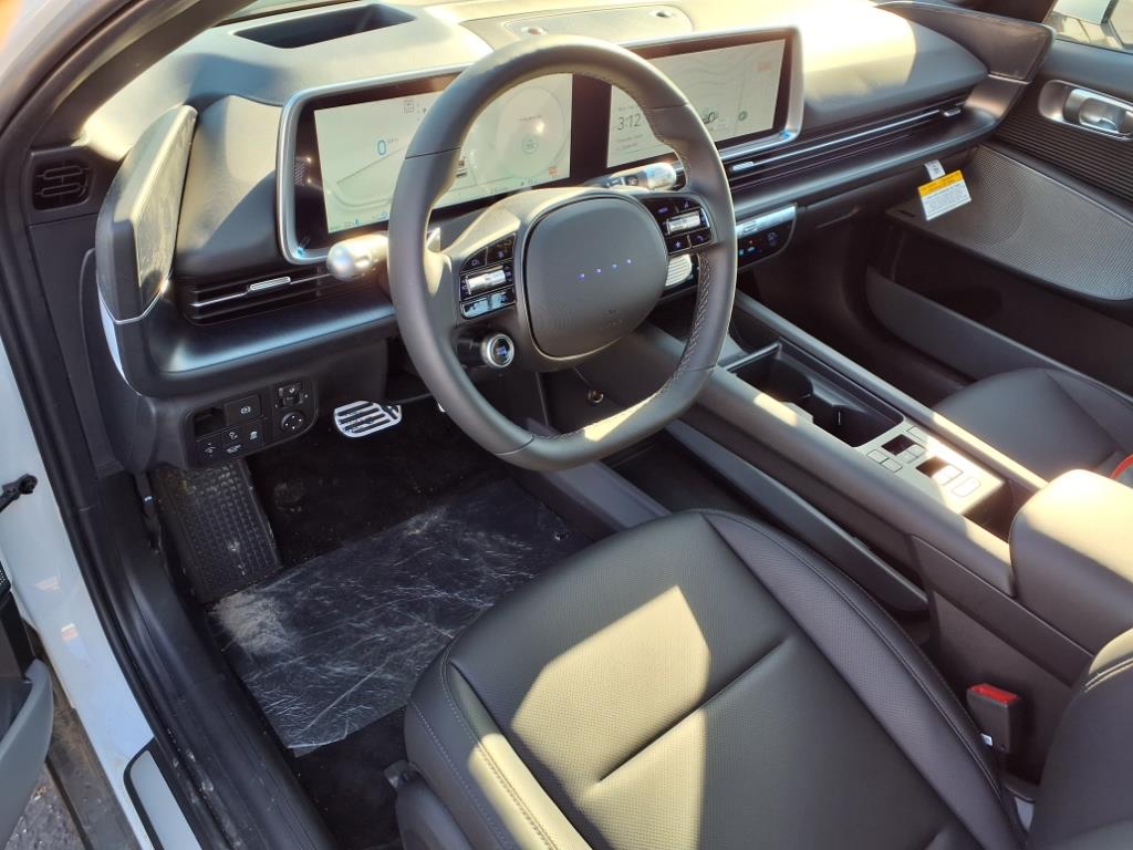 Image of 2025 Hyundai IONIQ 6