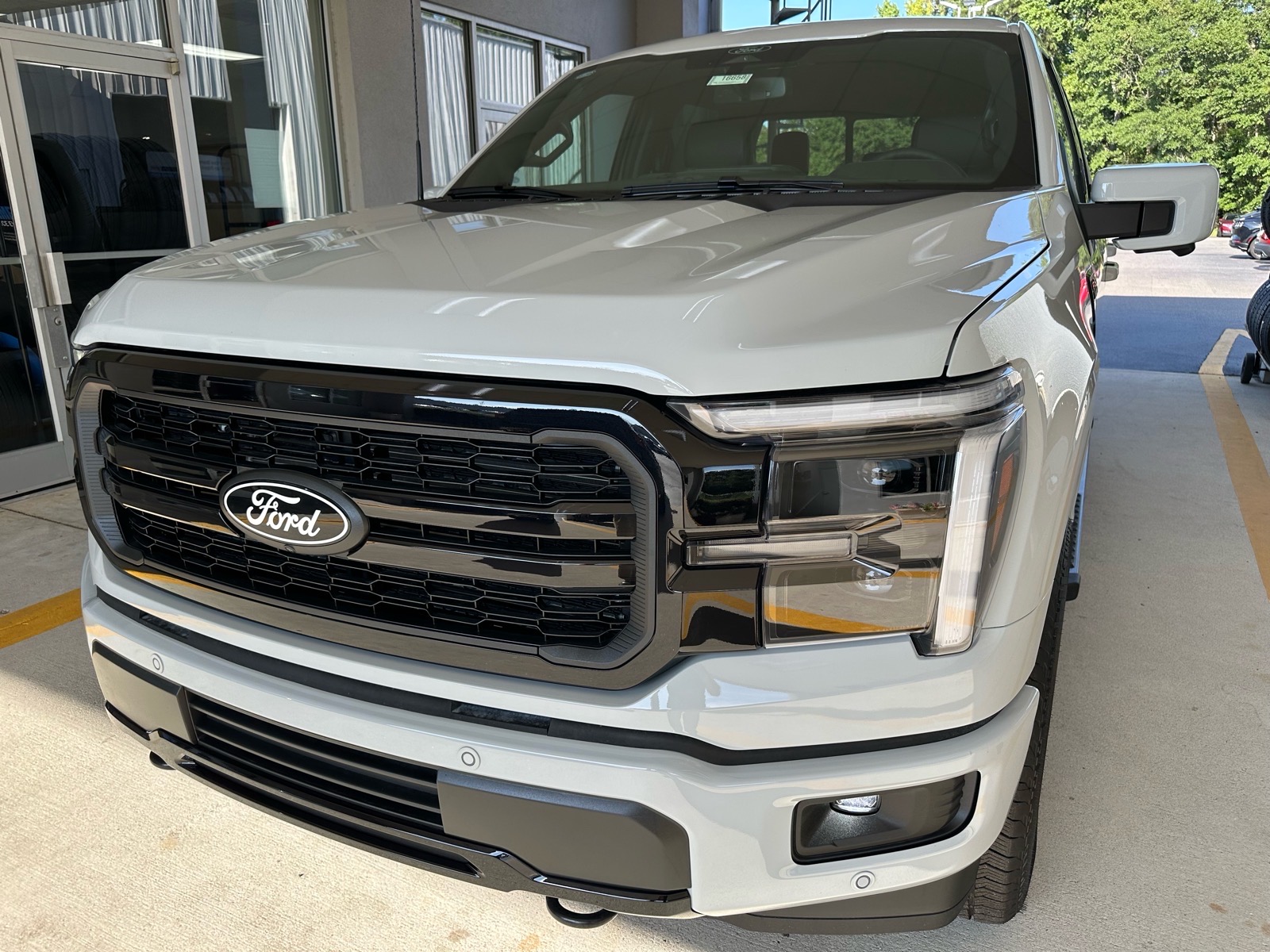 Avalanche Gray (dr) 2026 Ford F-150 Pickup Truck Four-Wheel Drive Automatic